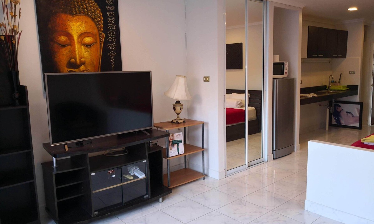 Pratumnak Hill Apartment | Jomtien Hill Resort Pratamnak 107