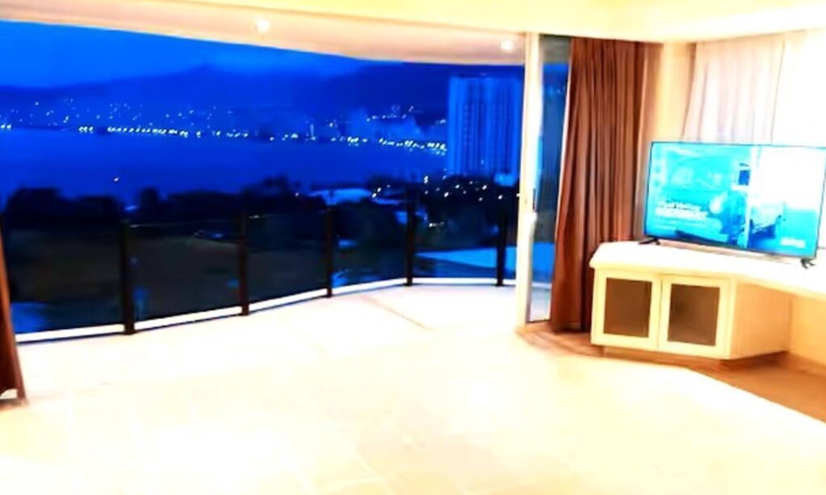Icacos House | Joyas de Brisamar house. AC. Security 24/7, Best area for Beaches and restaurant
