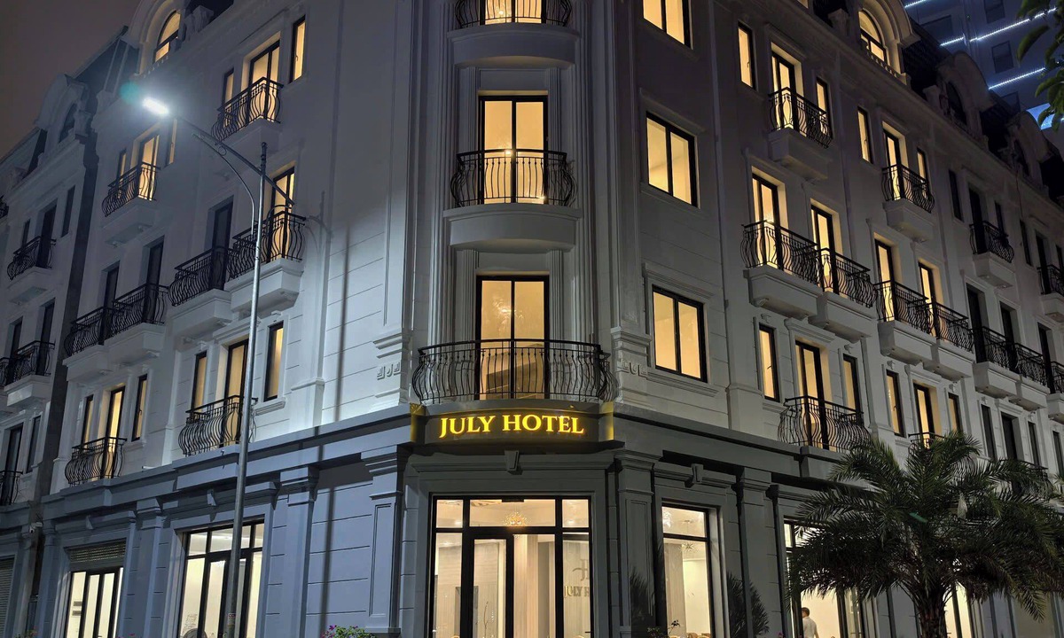 Dong Hoi Apartment | July Hotel Quang Binh