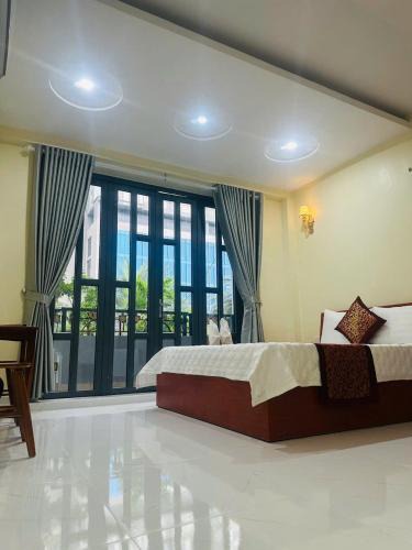 District 10 Hotel | Khách Sạn Minh Thịnh