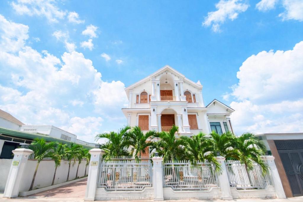 Buon Ma Thuot Hotel | Khách Sạn Và Căn Hộ Nam Sơn Đắk Lắk