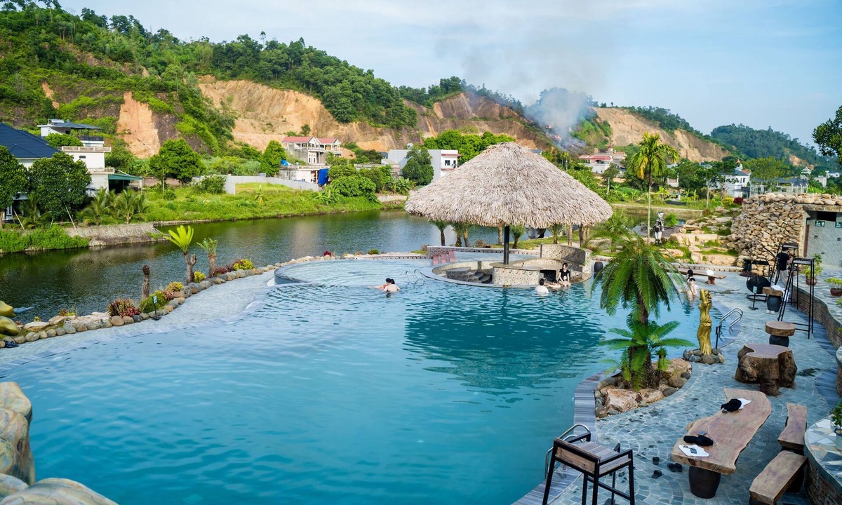 Quoc Oai Hotel | Kovie Hoa Lac - Wellness & Forest Retreat
