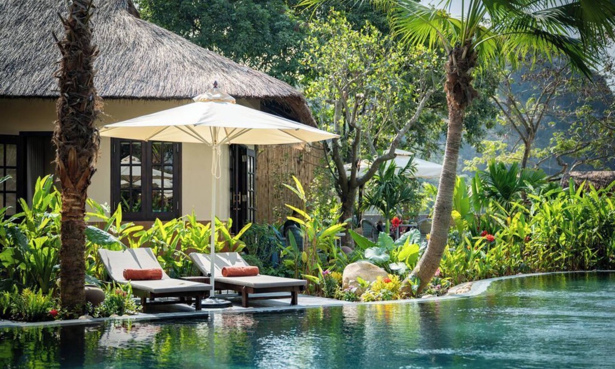 Hoa Lu Hotel | La Lua Resort Ninh Binh