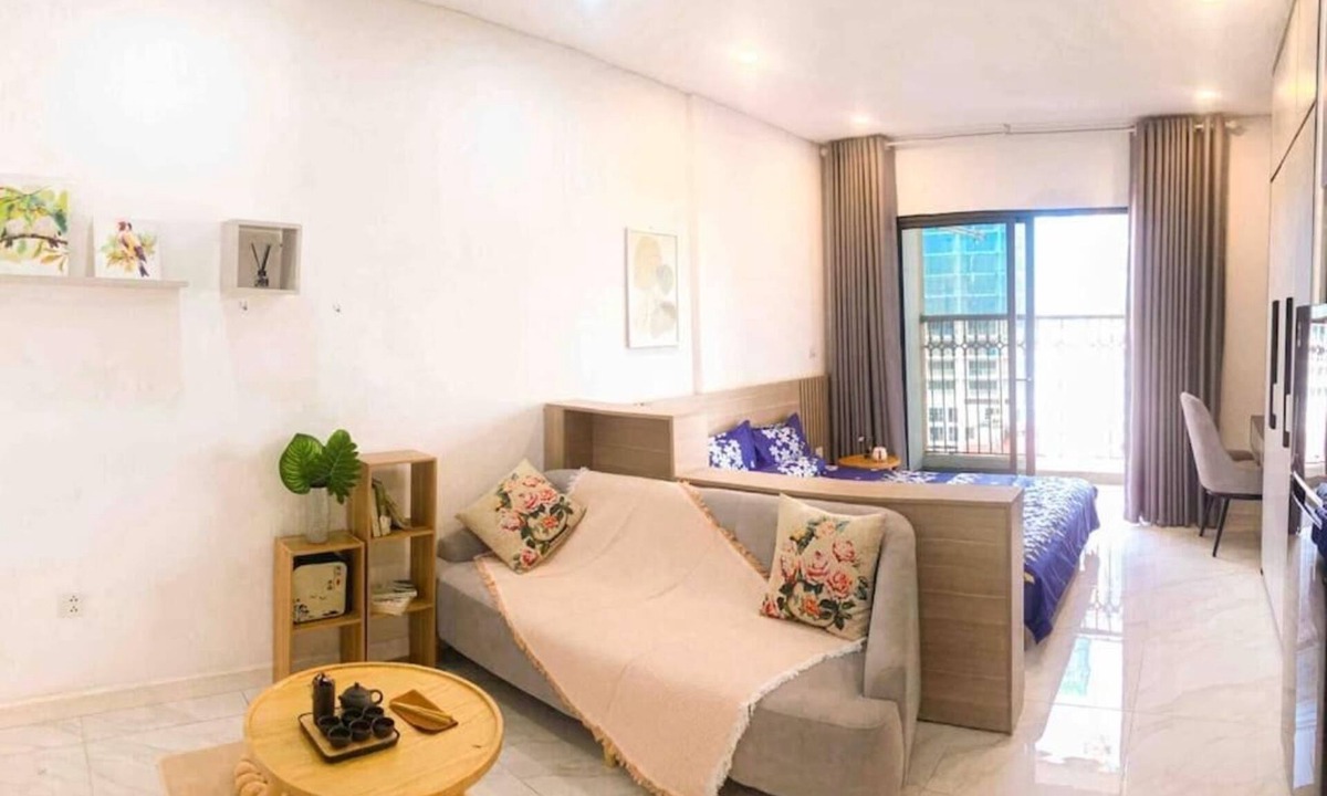 Nhat Tan Condo | Lakeview apartment - 5 minutes to Westlake - 1 hour to Noi Bai airport