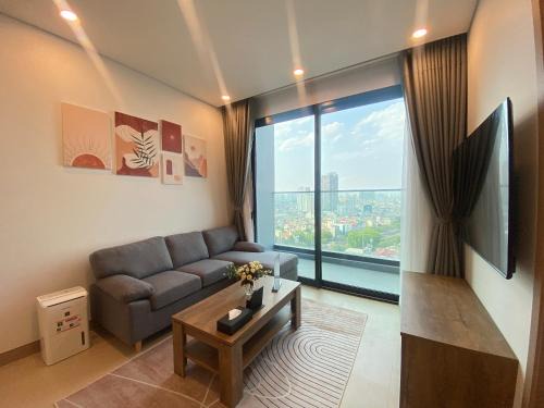 Dong Da Apartment | Lancaster Luminaire Hanoi Apartment - 1152 Lang street