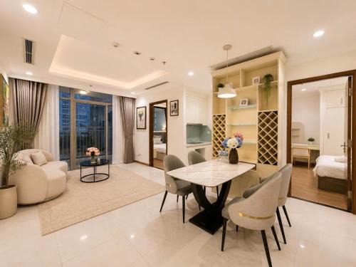 Hang Xanh Apartment | Landmark 81 Vinhome Central Park - H&T
