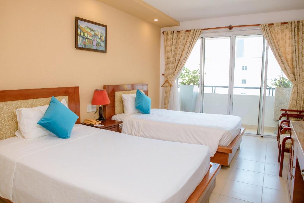 Tran Phu Beach Hotel | Lanxy Hotel Nha Trang