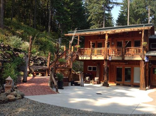 Saginaw Bed & Breakfast | Lanzarotta Bed and Breakfast
