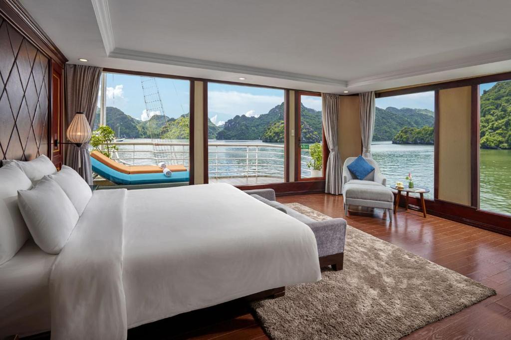 Ha Long Boat Rental | Lapinta Cruise Lan Ha Bay