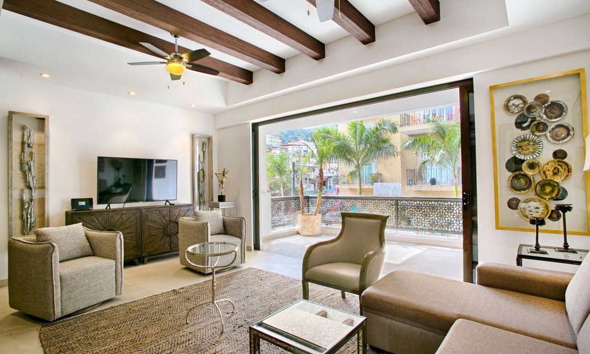 Emiliano Zapata Condo | Large Patio, Pool & Prime Location | 2BR Retreat
