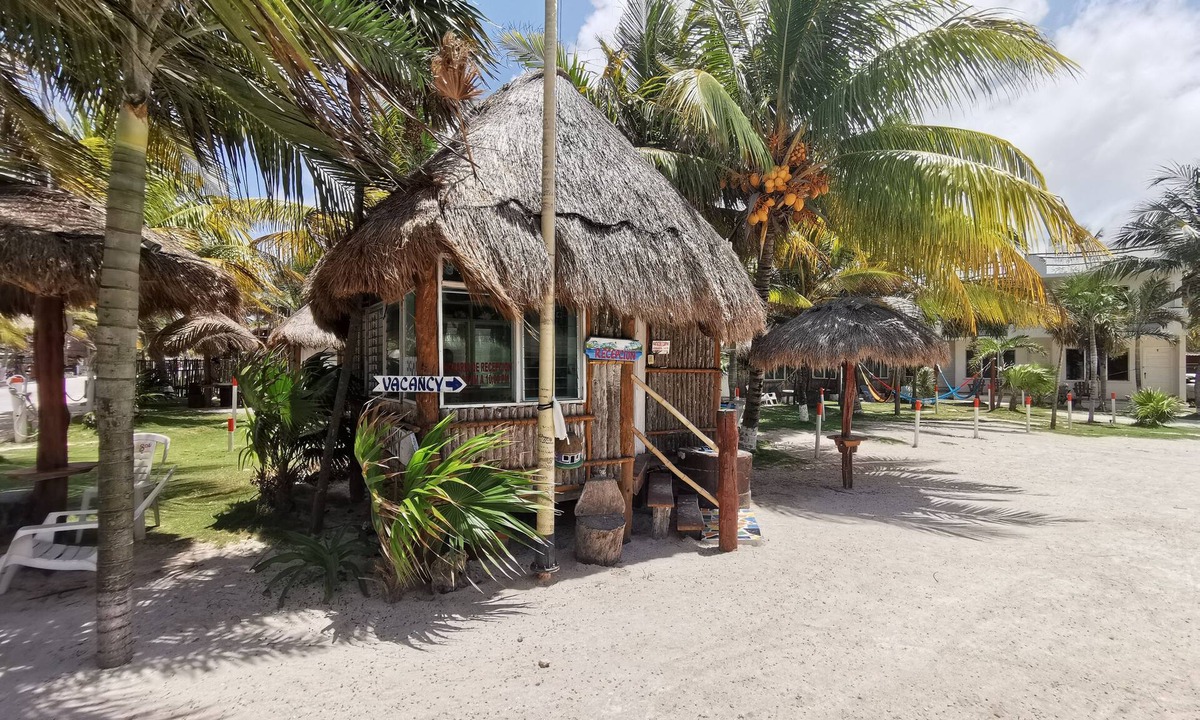 Mahahual Hotel | Las Cabañas Del Doctor