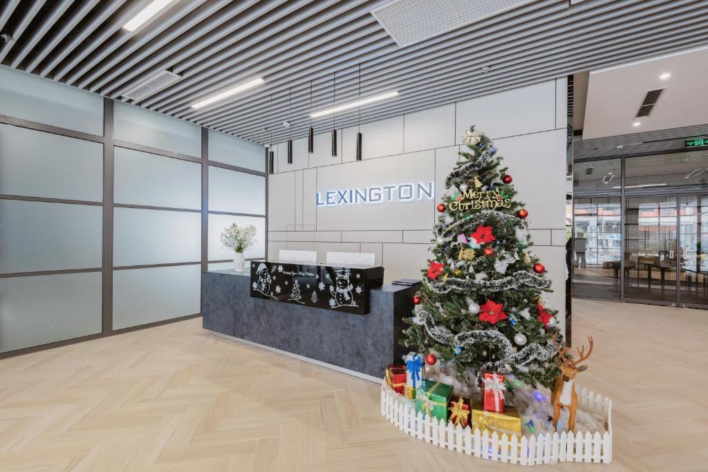 Thuy Khue Apartment | Lexington Westlake