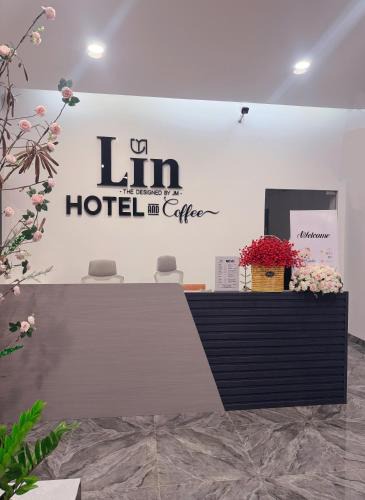 Hoa Binh Hotel | Lin Hotel and Coffee