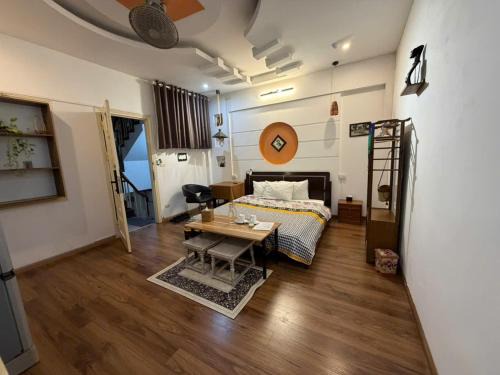 Van Mieu Apartment | Lotus Homestay 2