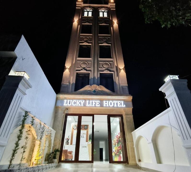 Thoi Hoa Hotel | lucky life hotel