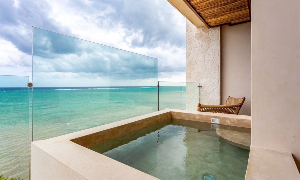 Soliman Bay Condo | Luxury 3BR Oasis | Ocean View | Private Pool