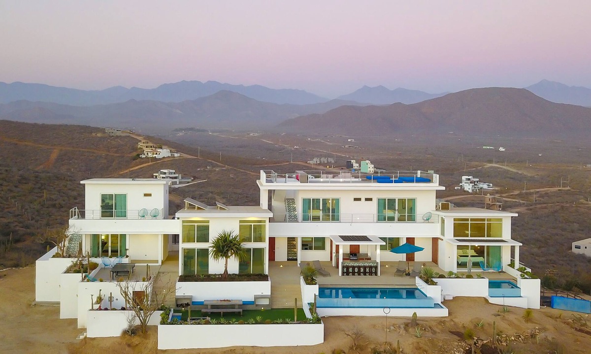 El Pescadero Villa | Luxury Ocean-View Villa w/Pool By Cerritos Beach
