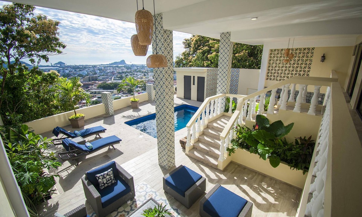 Balcones de Loma Linda House | Luxury on the hill Vista Hermosa