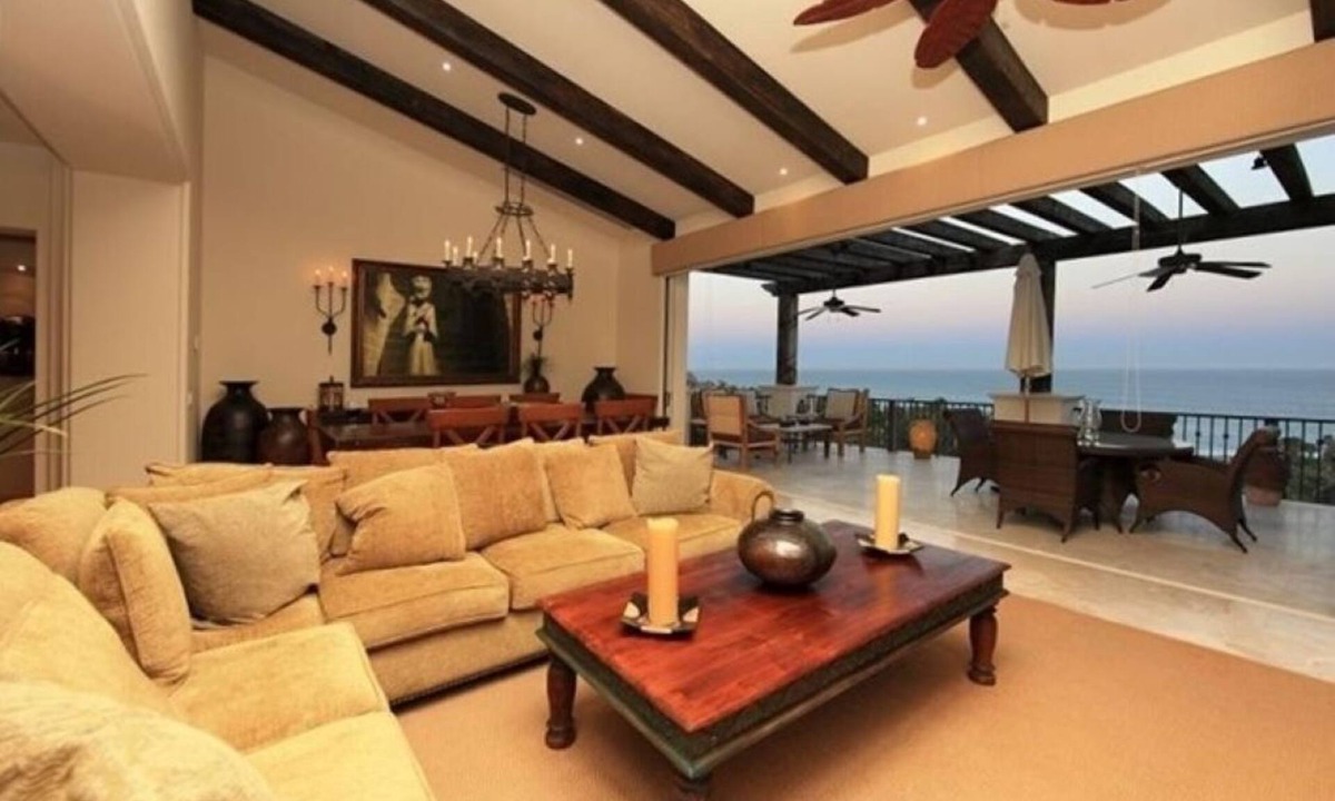 Cabo Bello Condo | Luxury Penthouse with magnificent view of the Sea of Cortez.