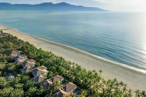 Ngu Hanh Son Villa | Luxury Private Pool Villas at Village Danang Resort