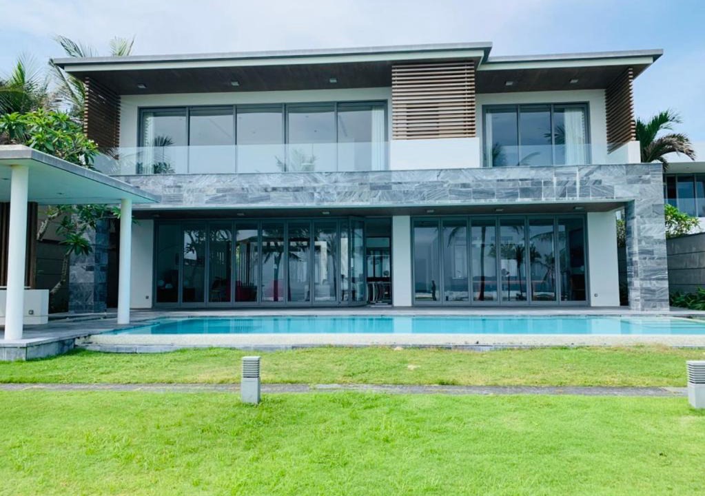 Ngu Hanh Son Villa | Luxury Villa 5* - Ocean Front - IDCWH