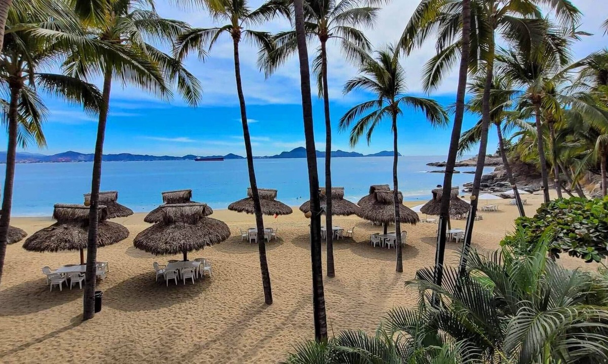 La Punta Villa | Manzanillo Private Community with staff 4 bedrooms ocean view
