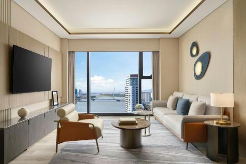 Hai Chau Hotel | Marriott Executive Apartments Danang, Han River