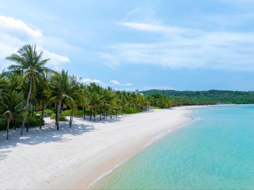 Long Beach Hotel | MEYBEACH Apartment & Hotel Phú Quốc