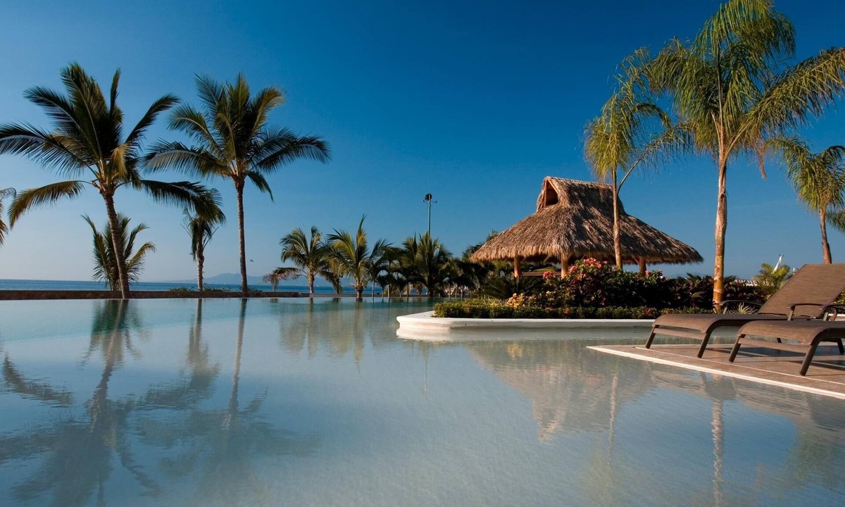 Emiliano Zapata Condo | Molino de Agua Next to Los Muertos Beach! 3BD Condo for rent in Los Muertos Beac