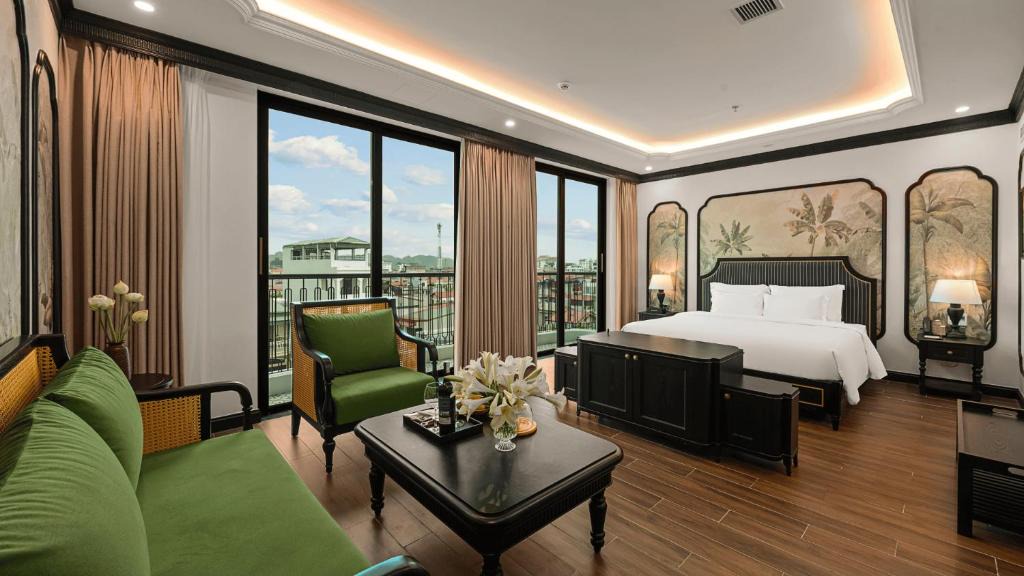Ninh Binh Hotel | MT Collection Legacy Hotel Ninh Binh - Near Hoa Lu Ancient Town with Rooftop Pool