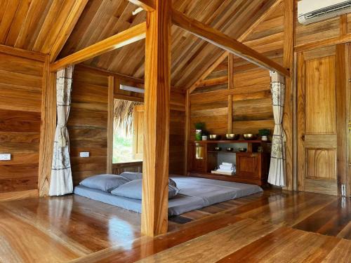 Yen Son House | Na Tuệ An-Homestay 81 Võ Văn Kiệt