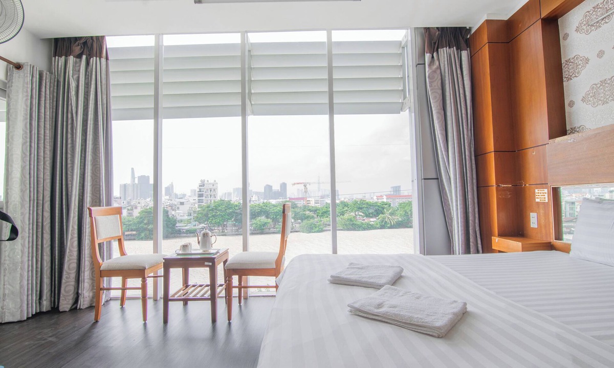 Tan Thuan Dong Hotel | Ngoc Tung Hotel