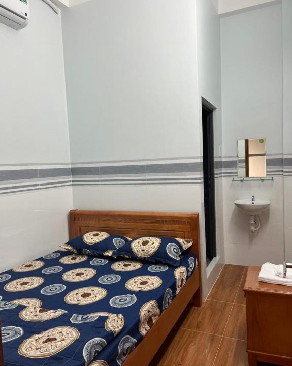 Long Xuyen Hotel | Nhà Nghỉ Kiến Quốc