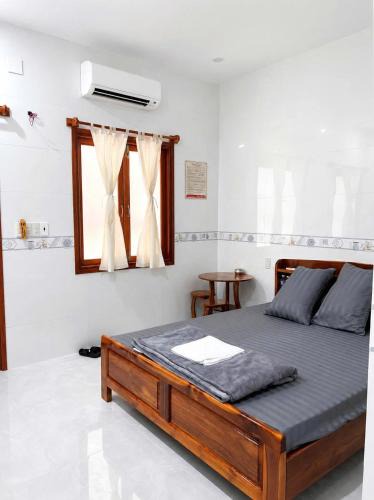 Quan Tom Apartment | Nhật Tiên Motel