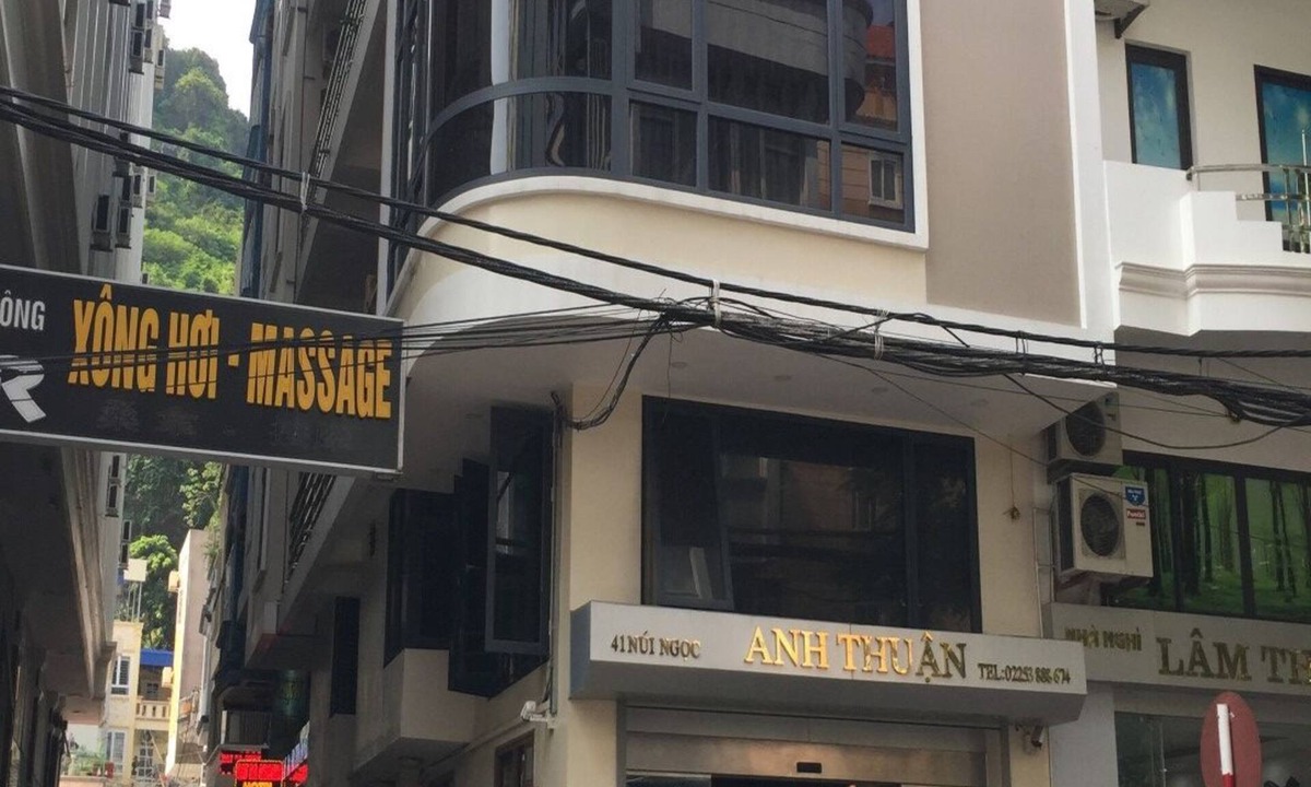 Cat Ba Hotel | Nice private room, great location, best service