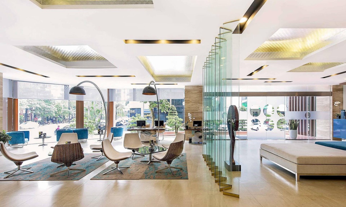 Dich Vong Hau Hotel | Novotel Suites Hanoi