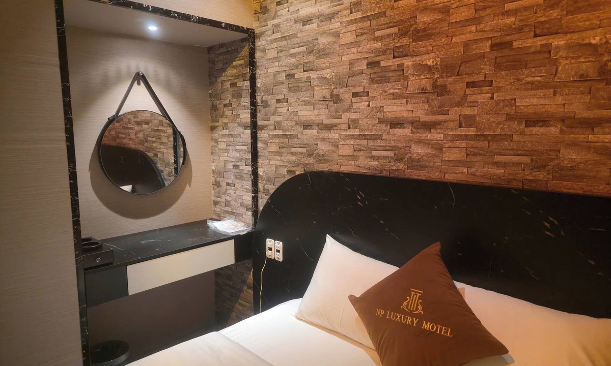 Thuan An Hotel | NP Motel BD by BAY LUXURY