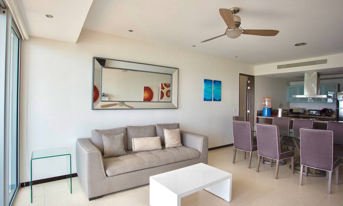 Cancun Apartment | Ocean view 3 bedroom condo! Infinity pool
