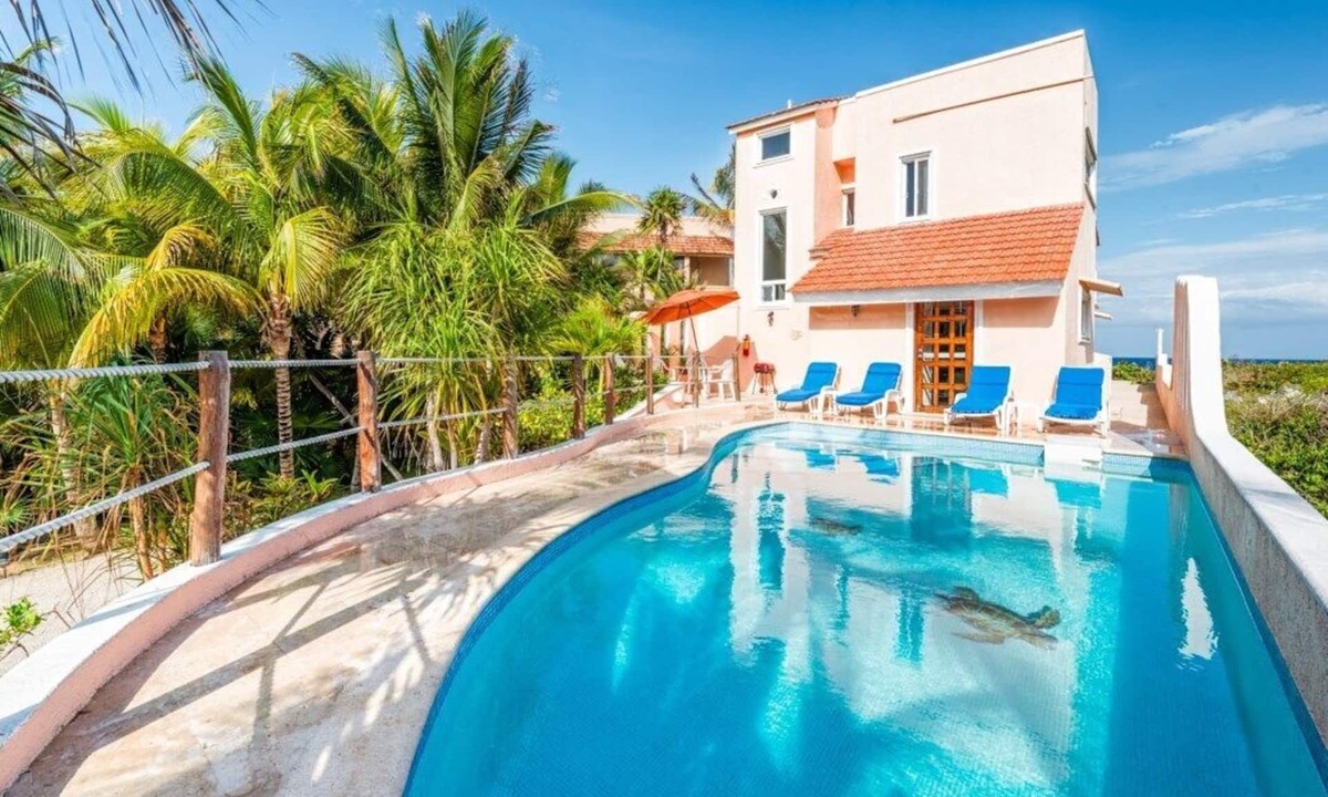 Akumal Villa | Oceanfront Akumal Villa With Pool Near Snorkeling & Restaurants