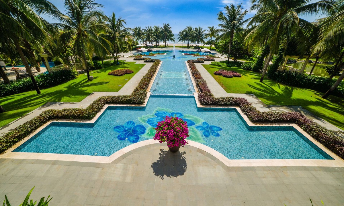 Ngu Hanh Son Resort | Olalani Resort and Condotel
