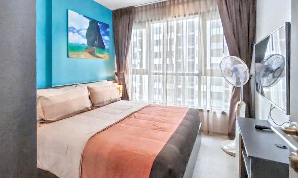 Central Pattaya Condo | One bedroom Condo with pool view at The Base near Central Festival Pattaya