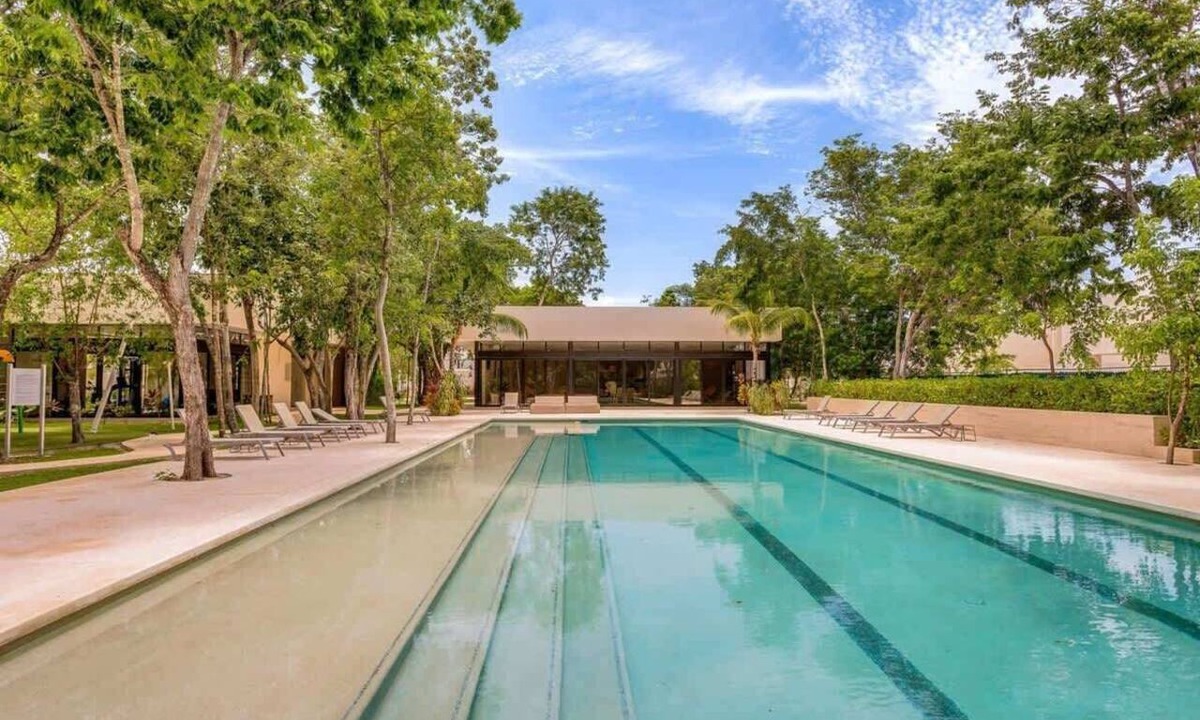 Playa del Carmen House | Palmara Gated Community, Pool, Gym & Paddle Court
