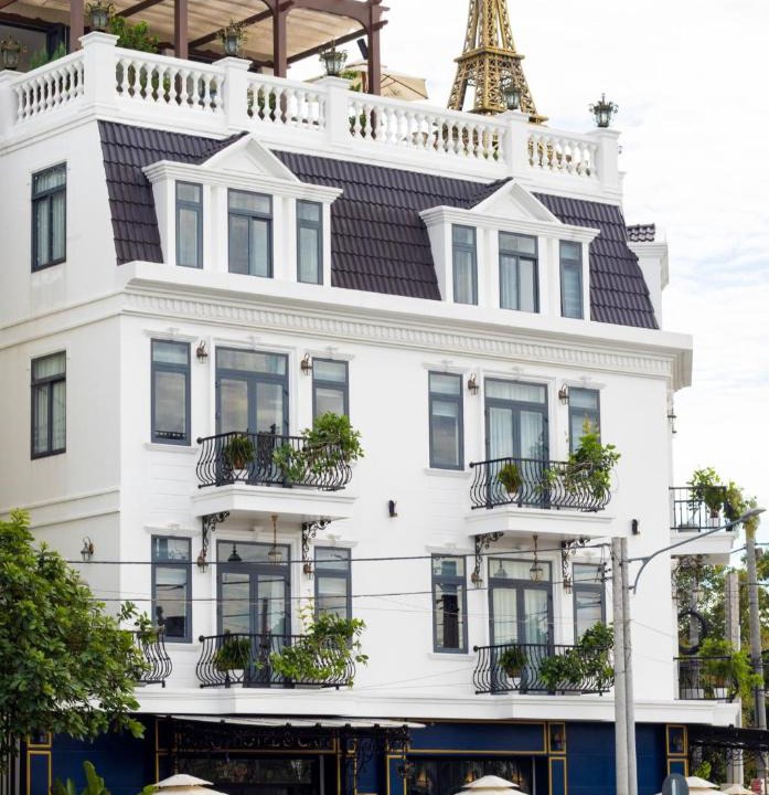 Vinh Long Hotel | Paris Hotel & Cafe