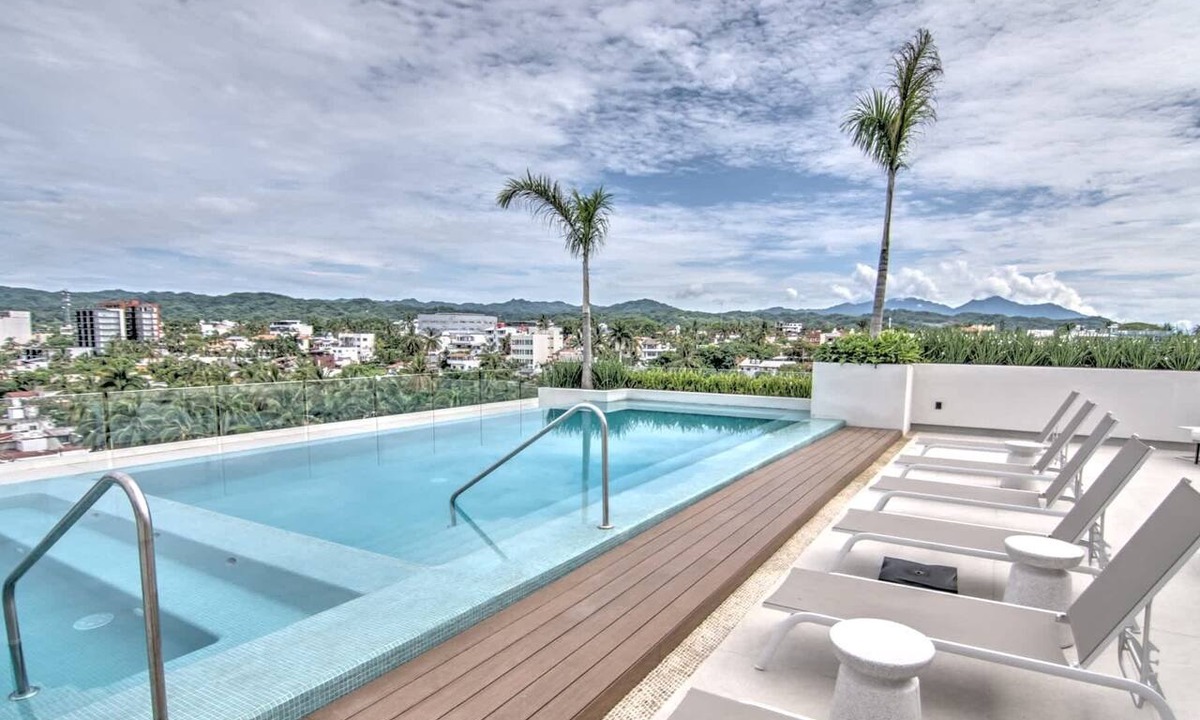 Bucerias Condo | Pavilion 402: 2BR Golden Zone - 1 Block to Beach