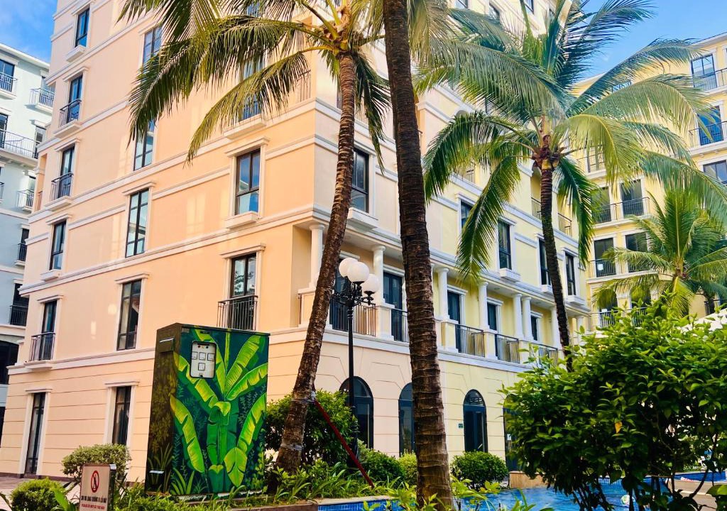 Long Beach Hotel | Pearl & Pepper Boutique Hotel & Social Hub