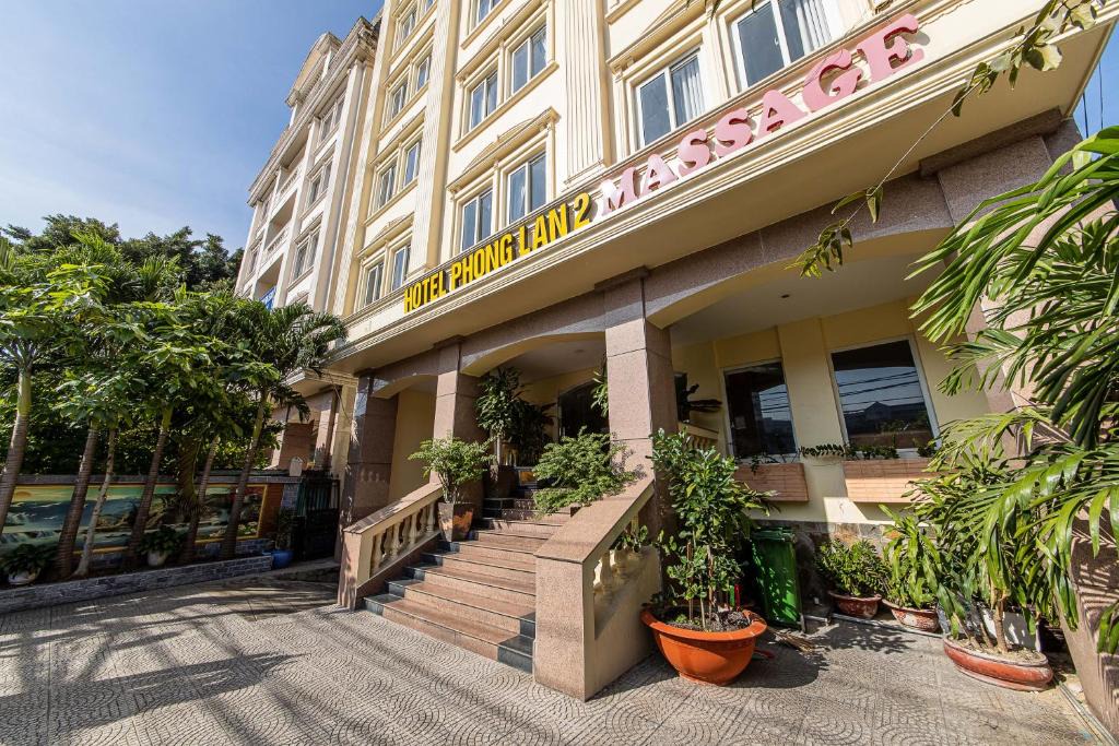 District 9 Hotel | Phong Lan 2 Hotel