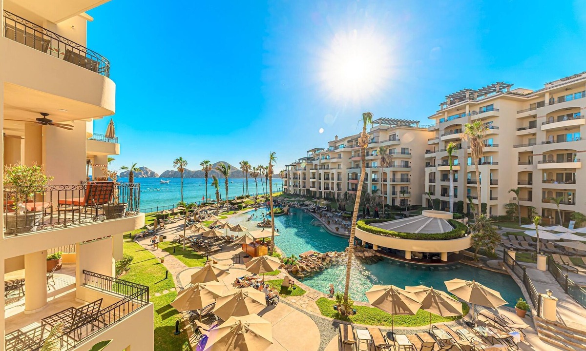 El Medano Ejidal Villa | Premium Ocean Views & Unbeatable Convenience: Villa La Estancia 1303