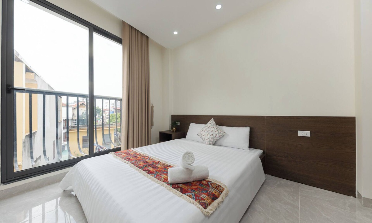 Tay Ho Apartment | Prime Location 1BR Apt @ WestLake - Ideal for Exploring