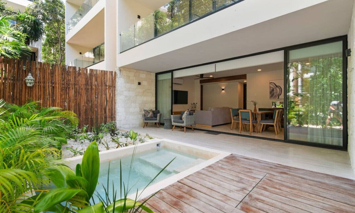 Playa Paraiso Apartment | Private Plunge Pool, Spectacular Views & Central Location
