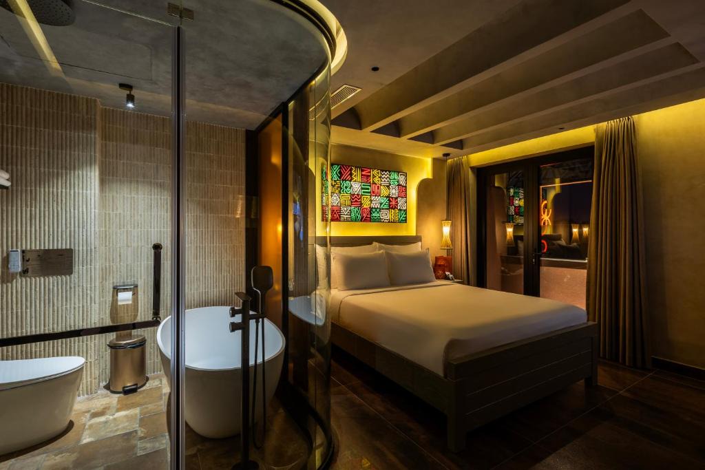 Tan Phu District Hotel | Pynt Hotel 8